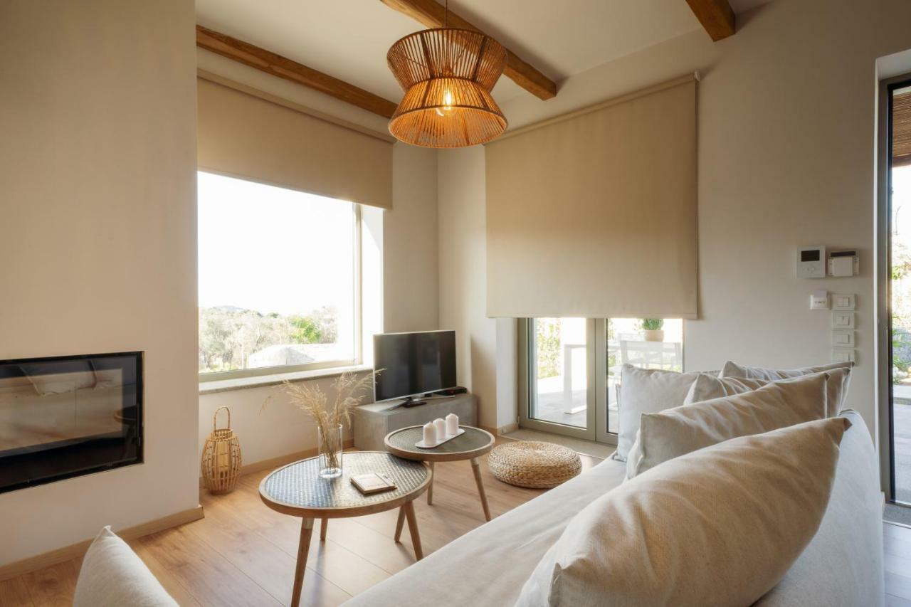 Elies Residences Luxury Apartments Митилини Экстерьер фото